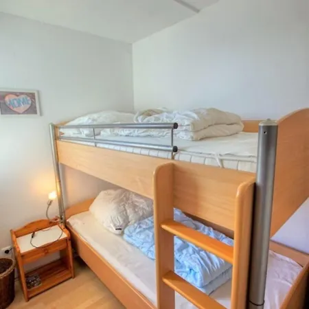 - Haus A, App 0a0704 *